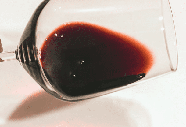 Calice di vino nero d'avola